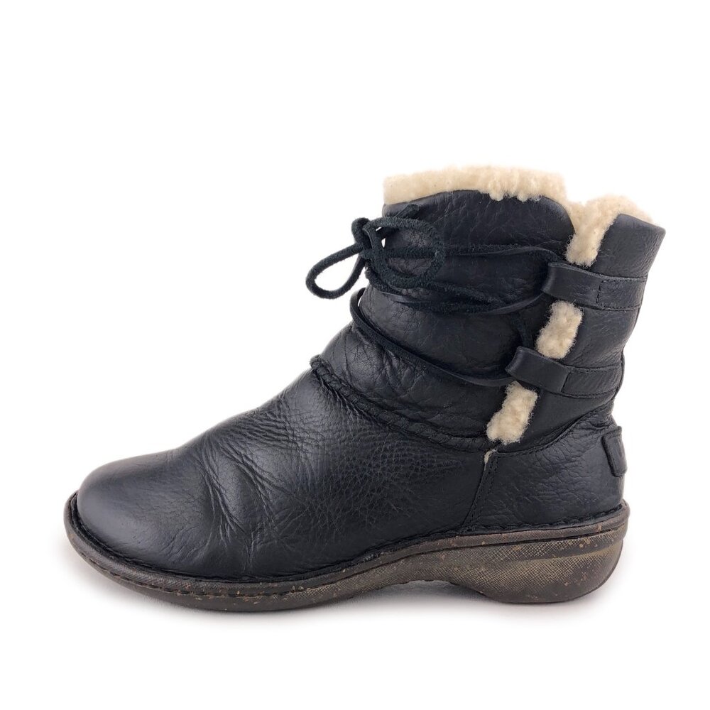 UGG Caspia Black Leather Winter Ankle Boots 7